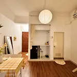 Minimal Apartment In Central D1 - Vibes Home